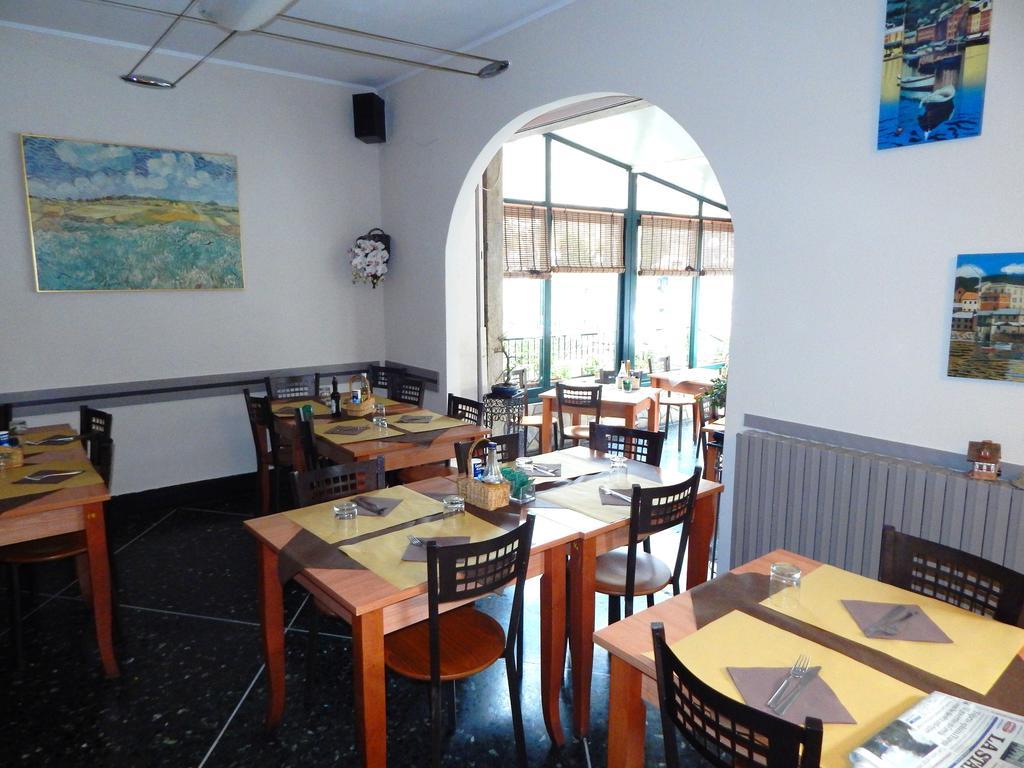 Albergo Torino Albenga Kültér fotó